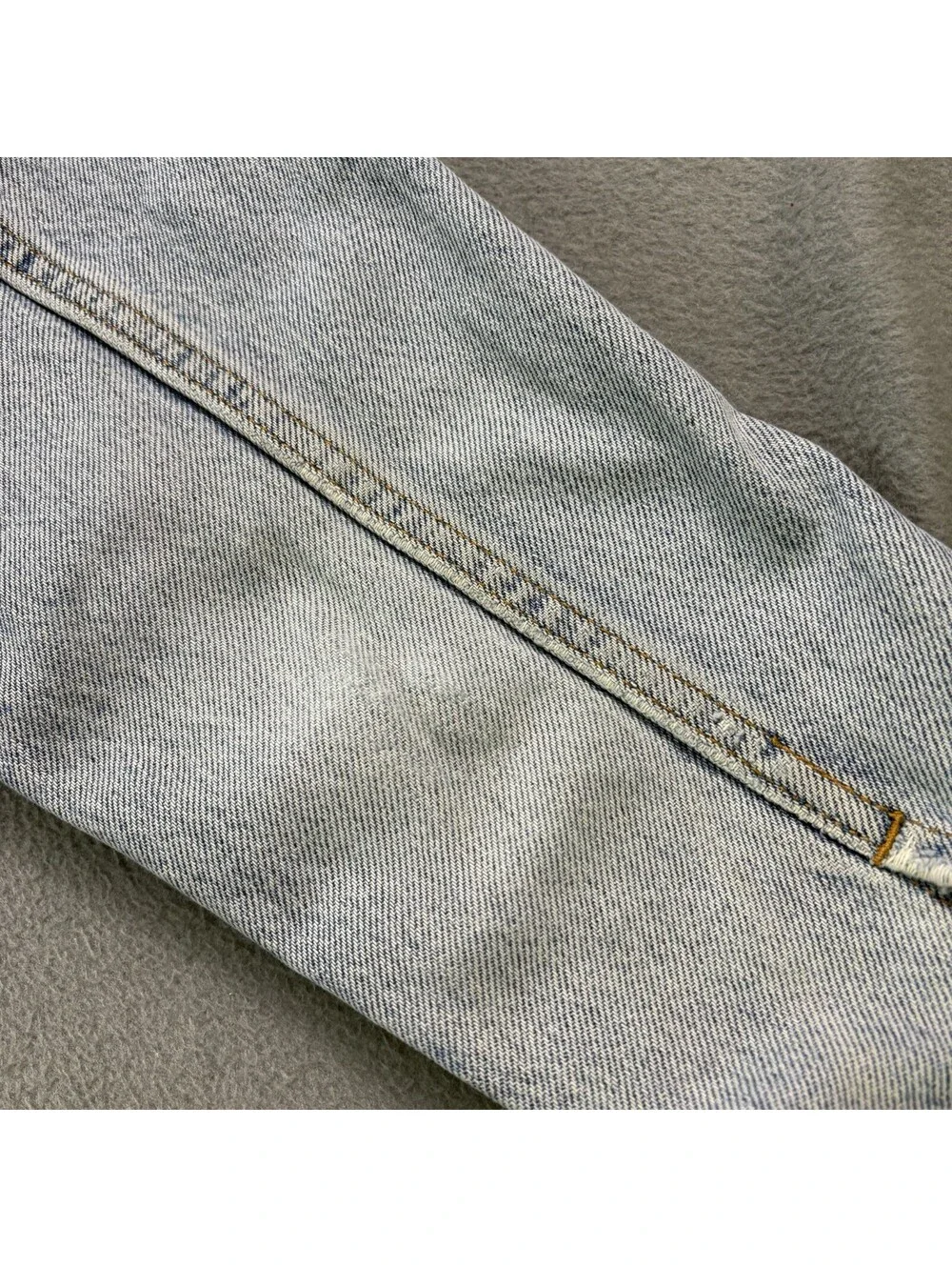 Vintage 90s Levi’s Type 3 Denim Jean Trucker Jacket Size Medium Distressed 70507